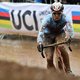 Na Van Aert en van der Poel wint nu ook Laurens Sweeck op de weg: hij wint GP Monseré