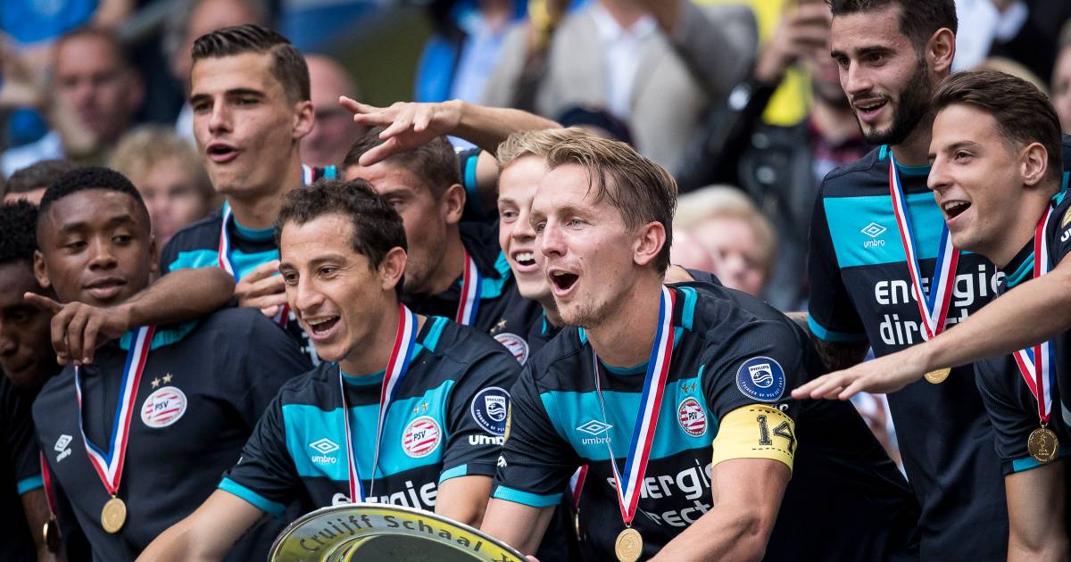 Psv Al Jaren Oppermachtig Tegen Feyenoord Om Johan Cruijff Schaal Johan Cruijff Schaal Ad Nl