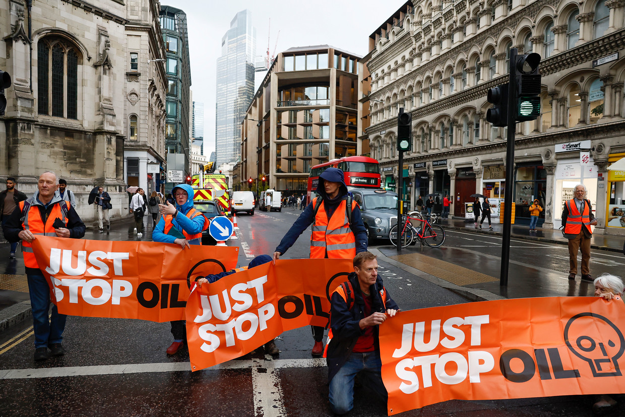 Actievoerders van Just Stop Oil in oktober in Londen. Beeld Getty Images