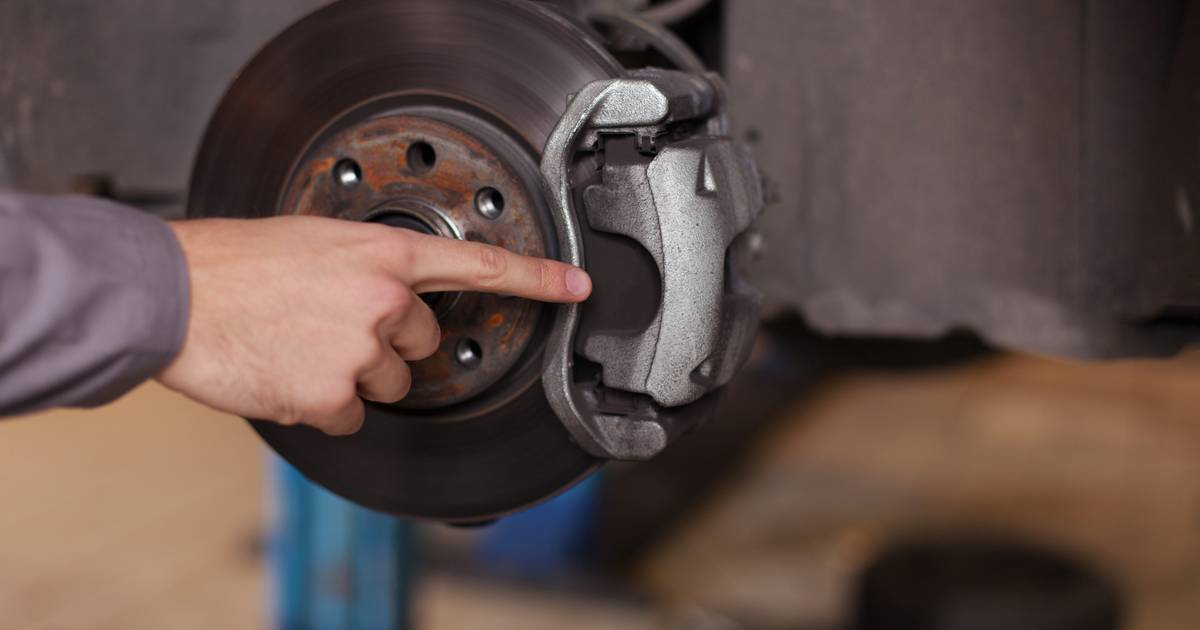 Votre voiture fait un bruit de grincement quand vous freinez ? Dans ce cas, vous devez vous