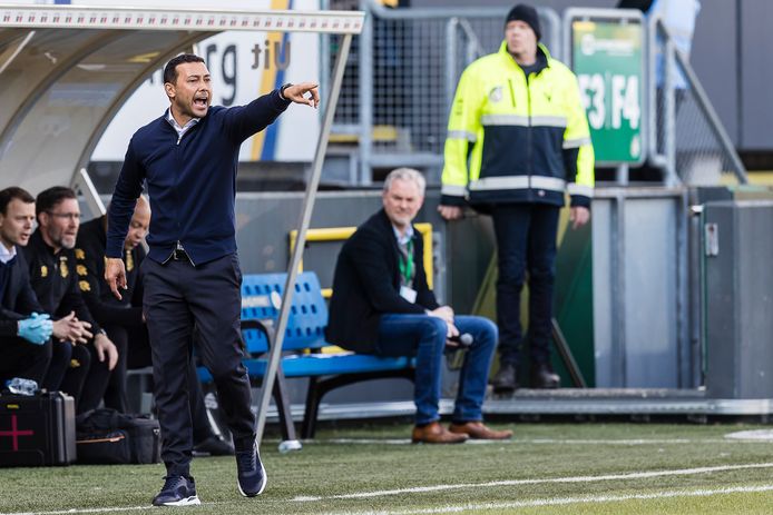 Denny Landzaat tijdens de uitwedstrijd van Willem II tegen Fortuna Sittard.