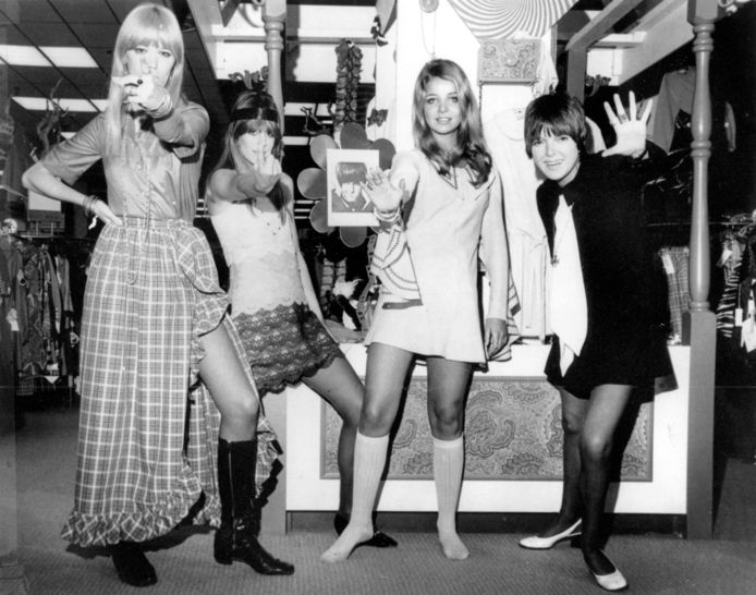 mode-ontwerpster Mary Quant is overleden. “Ze was de 'bedenker' van de minirok” | Nina | hln.be