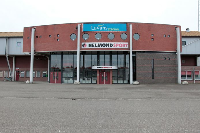 Het stadion van Helmond Sport is zwaar verouderd.