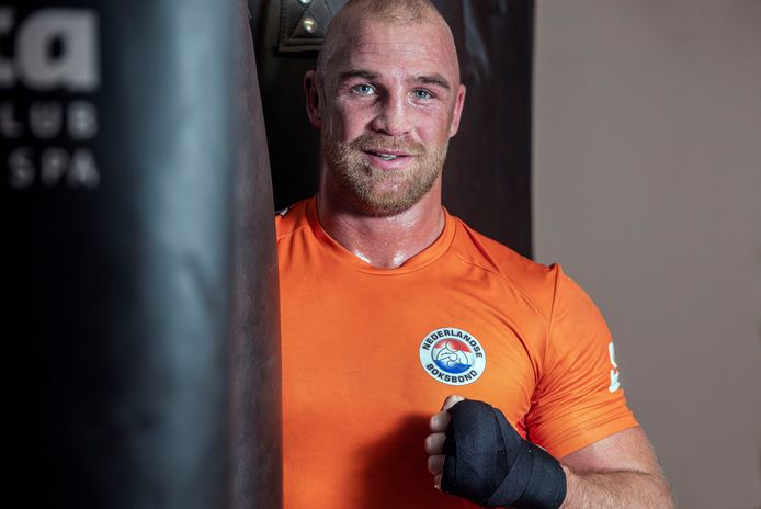 Voor Peter Müllenberg zit de internationale bokscarrière erop. De Almeloër vecht niet meer voor een ticket voor de Olympische Spelen in Tokio.