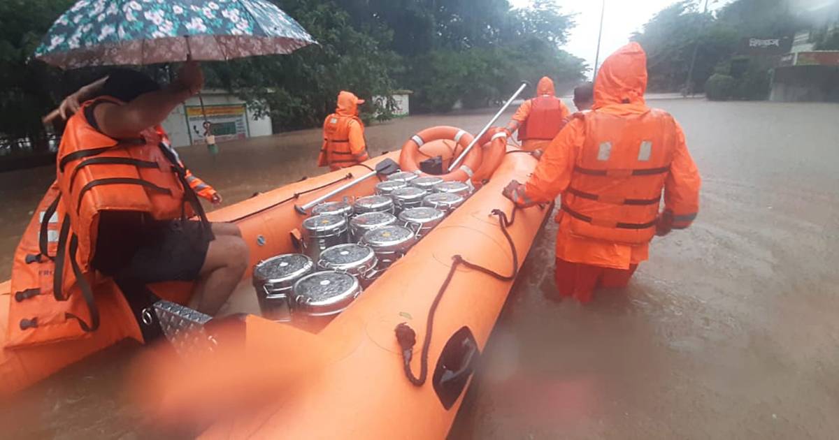 Hujan lebat di India menyebabkan banjir dan tanah longsor;  Setidaknya 125 tewas |  luar negeri