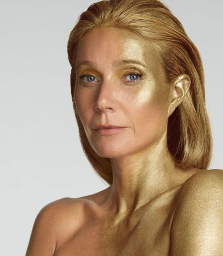 Gwyneth Paltrow pose nue pour ses 50 ans