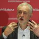 Druk neemt toe op Labour-leider Corbyn, maar: 'Geruchten over vertrek zijn nepnieuws'