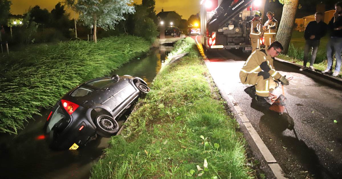 Bestuurder rent na ongeval weg om thuis 112 te bellen en moet daarna alsnog mee naar bureau.