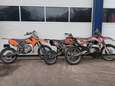 Drie motorcrossers zonder rijbewijs op de bon geslingerd na achtervolging 