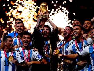 Onwezenlijk! Argentinië van de hemel naar de hel en terug, ook hattrick Mbappé kan Messi en co niet van derde wereldtitel houden