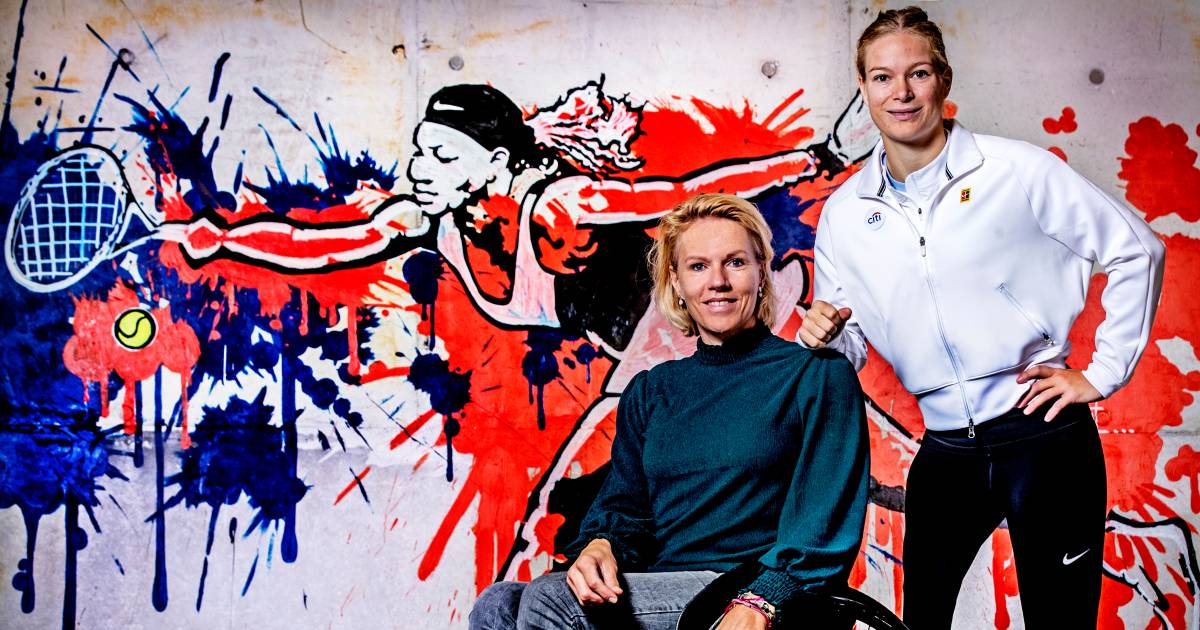 Esther Vergeer droeg jarenlang het rolstoeltennis, Diede de Groot doet dat nu: ‘We sparren op een heel ander niveau’