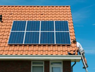 Tot eind dit jaar premie van 1.500 euro voor zonnepanelen: hoeveel panelen heb je nodig en wat kost dat? 