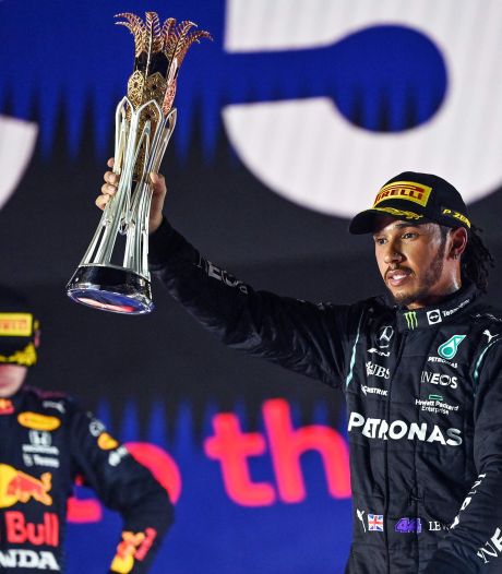 Lewis Hamilton gagne en Arabie saoudite et rejoint Max Verstappen en tête du championnat