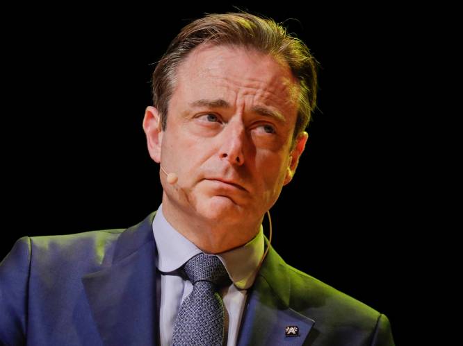 Drugsoorlog in Antwerpen: De Wever wijst naar Nederland