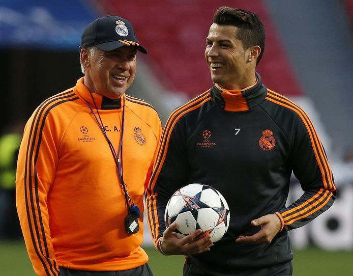 Cristiano Ronaldo staat zaterdagavond tegenover zijn oude trainer Carlo Ancelotti.