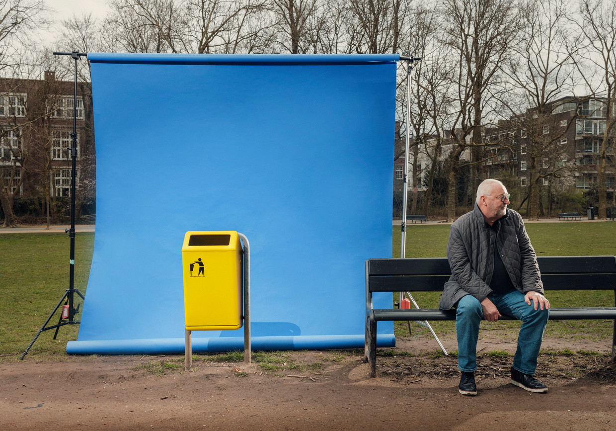 Voorstellen gelijktijdig Pest Bas Pruyser is de geestelijk vader van de onopvallendste afvalbakken van  Nederland