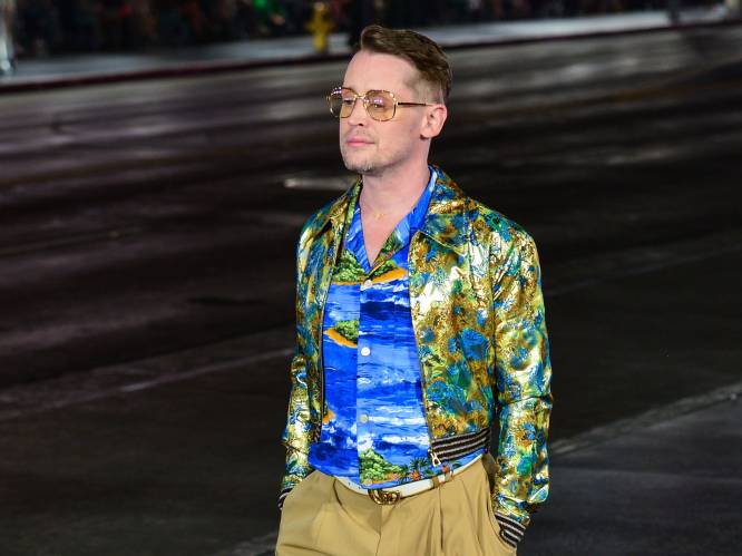 ‘Home Alone’-ster Macaulay Culkin is nu catwalkmodel voor Gucci