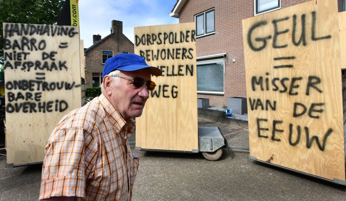 De buurt protesteerde hevig tegen de nevengeul bij Varik.