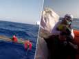 Schokkende beelden tonen hoe huilende baby van gezonken rubberboot wordt gered in Middellandse Zee