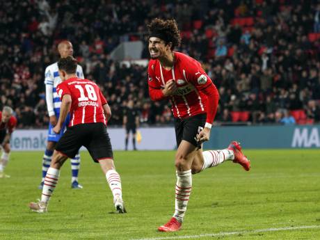PSV ontsnapt aan blamage in eigen huis, PEC Zwolle buigt pas in slotfase