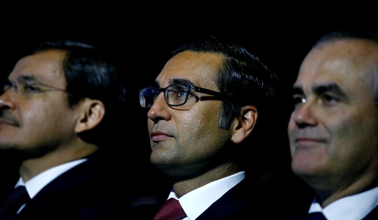 Iqbal Khan, voormalig ceo internationaal vermogensbeheer voor Crédit Suisse tijdens een aandeelhoudersvergadering in Zürich.  Beeld REUTERS