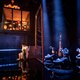 Meng Het Zwanenmeer met twee sprookjes en doe er wat muziek bij en hop: een leuke jeugdopera (vier sterren)