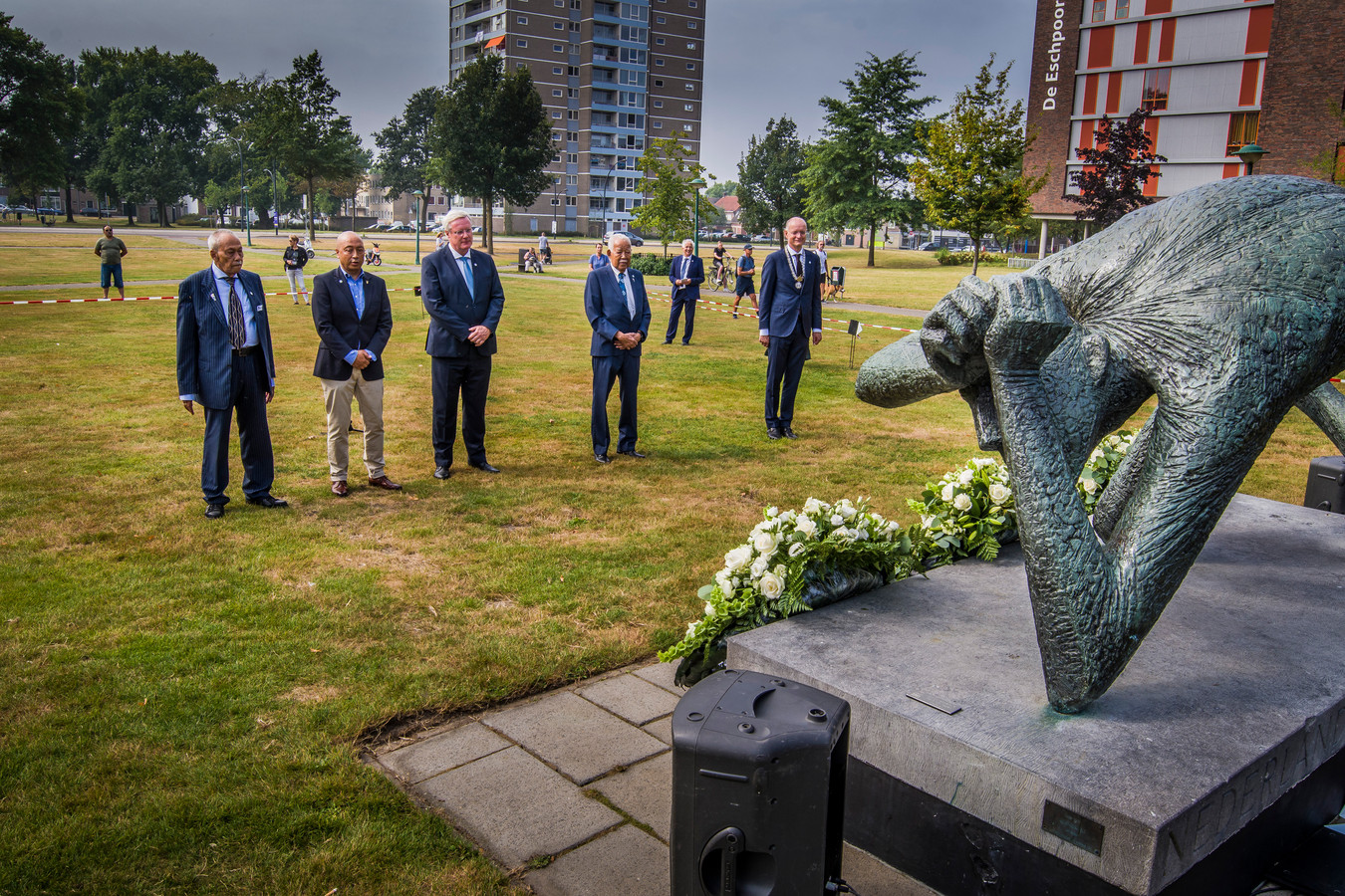 Stil verdriet bij Indiëherdenking in Enschede „Er is te