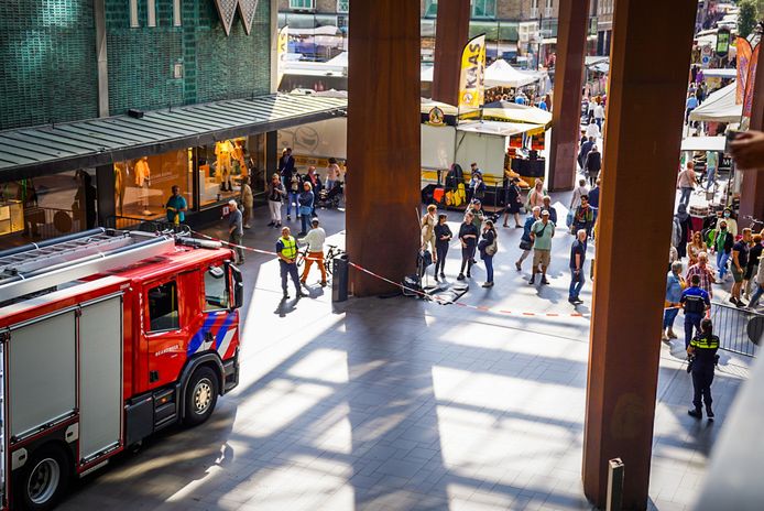 Deel Piazza ontruimd door brandje.