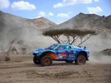 Tweelingbroers Tom en Tim Coronel geven op in Dakar Rally: ‘Gezondheid gaat voor’