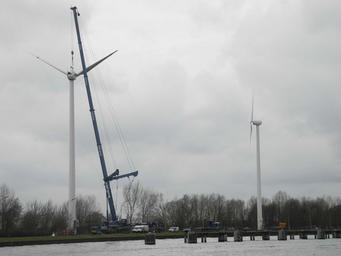 De afbraak van een windturbine.