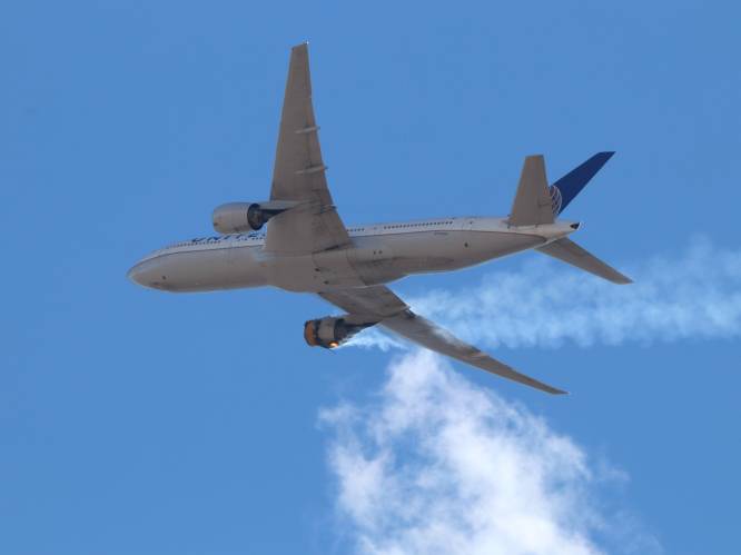 Boeing adviseert 777-200 toestellen voorlopig aan de grond te houden, luchtvaartautoriteit VS beveelt inspectie motoren