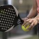 Wauw! Zo veel calorieën verbrand je met een potje padel