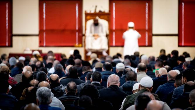 West-Brabantse moskeeën dicht tijdens vrijdaggebed