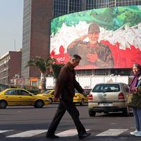 Teheran zit klem tussen protestgolf en dreigementen van Donald Trump