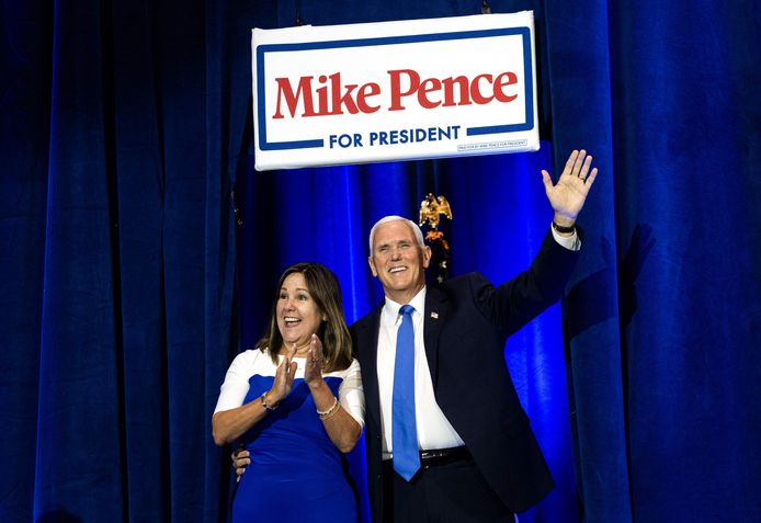 Voormalig vicepresident Mike Pence en zijn vrouw Karen Pence.