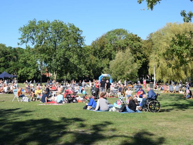 UITTIP. Nieuwpoort organiseert zondag picknick in het park maar de lunch breng je zelf mee