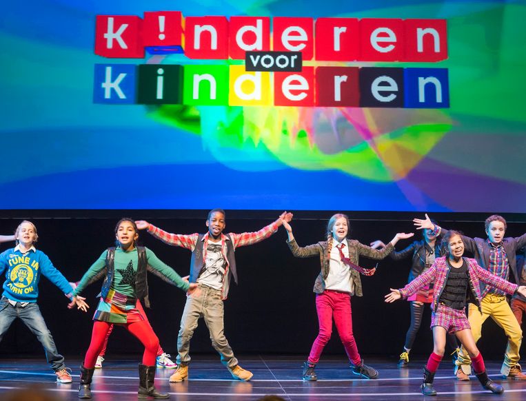 Optreden van Kinderen voor Kinderen naar aanleiding van het veertigste album 'Reis mee!'.  Beeld LEX VAN LIESHOUT