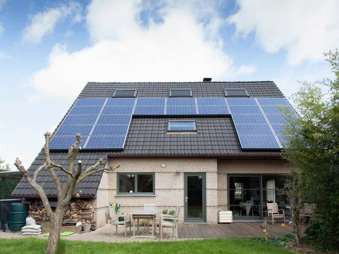 Is het uitschakelen van je zonnepanelen een slimme truc om te besparen op je energierekening?
