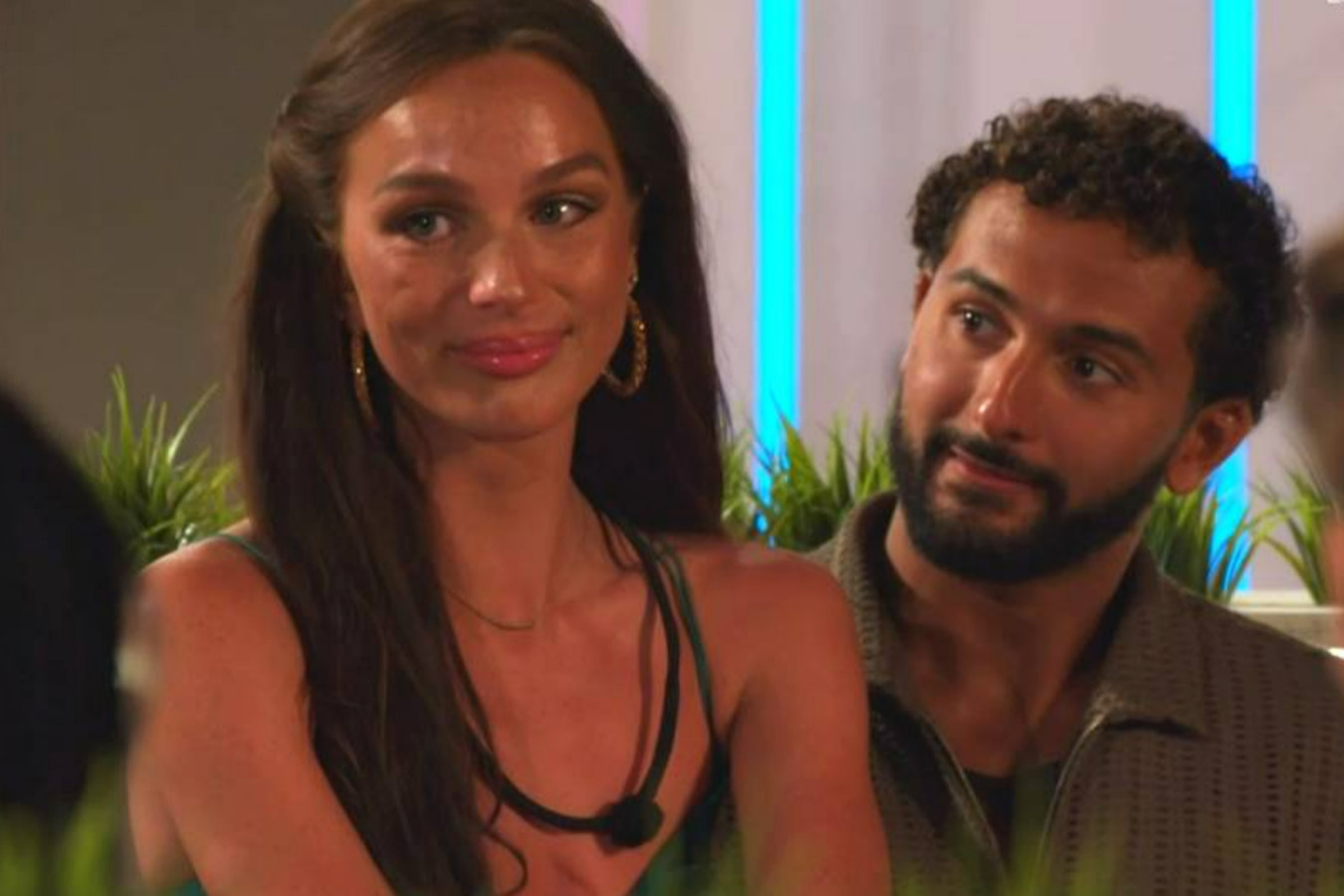 Lena hakt moeilijke knoop door in ‘Love Island’ “Het is belangrijk dat