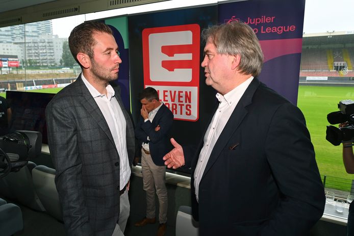 Pierre François (rechts) en Guillaume Collard bij de voorstelling van Eleven Sports als nieuwe rechtenhouder van het Belgisch voetbal.