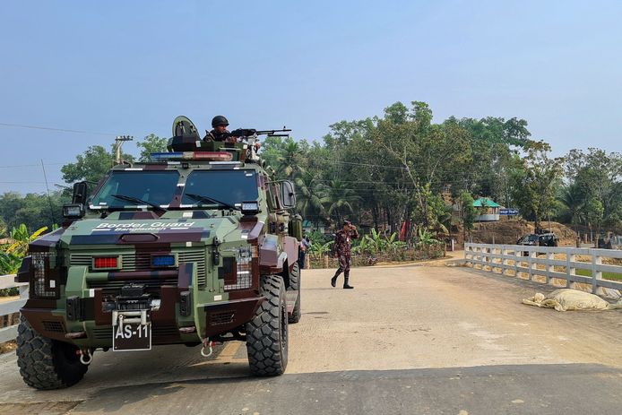 Afbeelding ter illustratie van het personeel van de Border Guard Bangladesh (BGB) die patrouilleert bij de grens met Ukhia in het district Cox's Bazar.