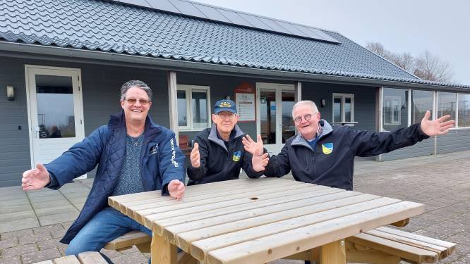 Jubileumfeest, maar ook zorgen om de toekomst voor Veluwse sportvissers van De Snoek: ‘We sterven uit’