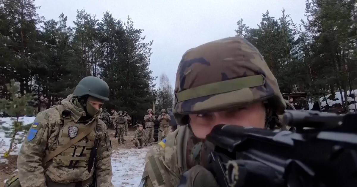 Украина проводит военные учения на границе с Беларусью: «Защитите нас от объединенных сил России и Беларуси» |  За рубеж
