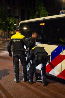 Zeven arrestaties en negen boetes rondom illegale viering 130-jarig Vitesse in centrum Arnhem
