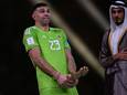 Emiliano Martínez met zijn veelbesproken viering, nadat hij is verkozen tot beste keeper van het WK in Qatar.