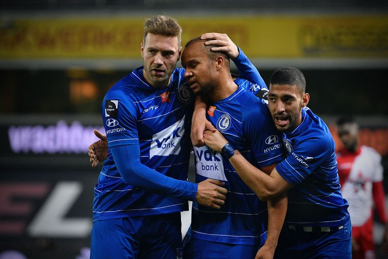 Laurent Depoitre (links) en Vadis Odjidja zijn normaal weer beschikbaar, Tarik Tissoudali zit met Marokko nog op de Africa Cup. Beeld BELGA