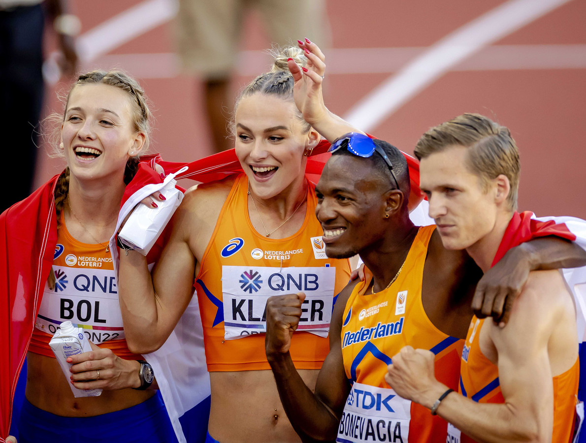Nederlandse estafetteploeg komt acht honderdsten tekort voor goud op WK atletiek Foto pzc.nl