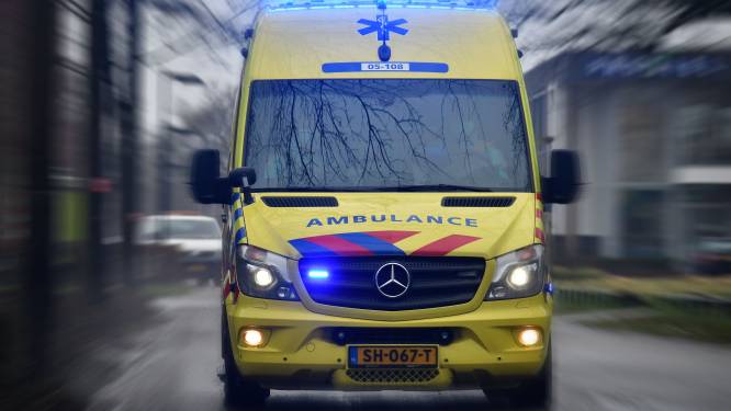 Persoon lichtgewond bij steekincident in asielzoekerscentrum Leiden