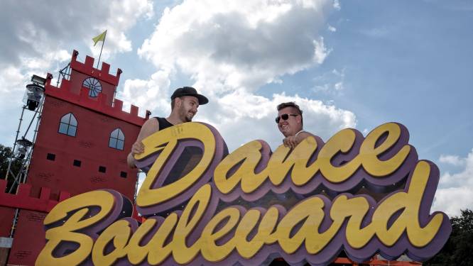 Dance Boulevard: 'Feestje in de achtertuin'