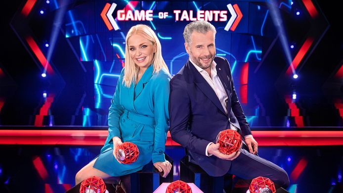 Tijl Beckand & Julie Van den Steen in Game of Talents